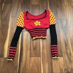 STAHL RED YELLOW BLACK SCOOP NECK
FLOWER CROP SWEATER XS-S